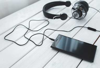 2009年NBA季后赛经典对决：掘金VS小牛系列赛回顾